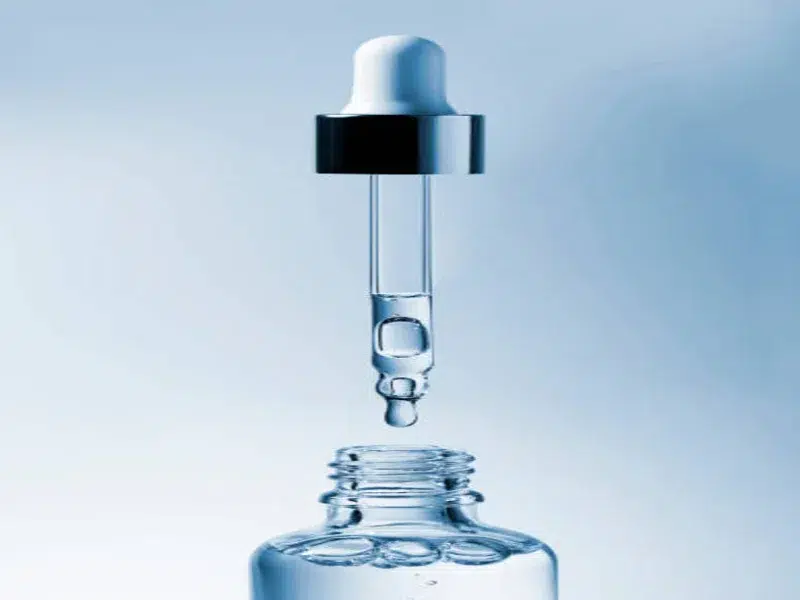 پیپت در آزمایشگاه